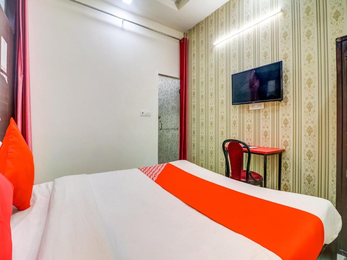 ホテルOyo 74060 Taj Residency ニューデリー エクステリア 写真